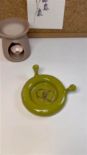 For all the Shrek fans, here’s a fun clay DIY idea! 💚✨ #airdryclay #creativeclayideas #clay #shrek