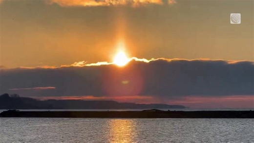 Stunning sun pillar captured over Port Stanley, ON