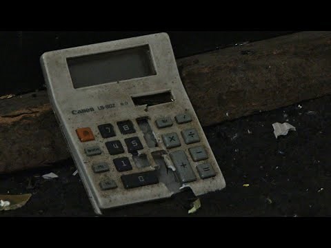Smashing a Canon LS-80Z Calculator