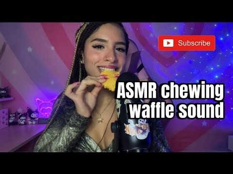 ASMR | Chewing Waffle ( eating sounds) 😴💤