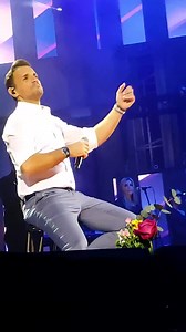 In 7 days, Nikos Vertis will have two extraordinary shows at Sala Palatului,in Bucharest. Save the dates-6&7 of October Tickets can be found here👇🏼 www.ticketshow.ro www.bilet.ro www.eventim.ro www.salapalatului.ro | Balkan music