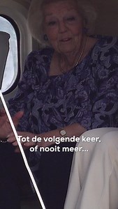 Prinses Beatrix bezocht Bonaire en Sint-Eustatius de maand. Op Sint-Eustatius hielp ze bij het uitzetten van een bedreigde leguaan als onderdeel van een fokprogramma. Daarnaast werd ze op het eiland warm verwelkomd met een bloemenboeket en een muzikale verrassing! 🥰🎶 #libelle #princesbeatrix #reizen #bezoek | Libelle