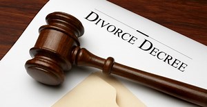 What Does the Bible Really Say About Divorce? 11 Supportive Truths & Reasons