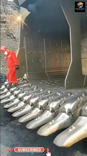 World's Largest Crane ll TOT FACTS