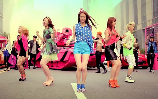 f(x)《Hot Summer》完整版 MV 超清