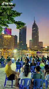 Quán Cóc Lề Đường Ở Sài Gòn: Review và View Đẹp