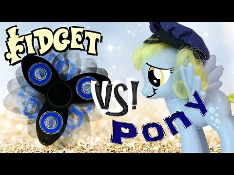 FIDGET SPINNER VS PONY! My Little Pony Derpy Meets Fidget Spinner Unboxing | MLP Fever
