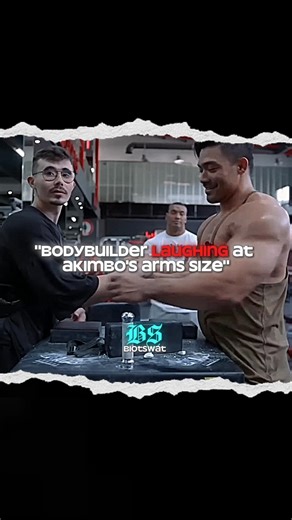 Bodybuilder laughing at akimbo's arms #newytshorts #akimbo