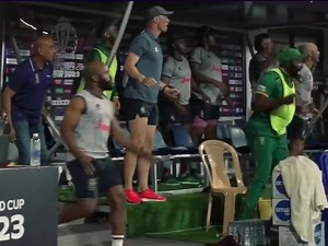 Bavuma 😭😂😂😂 Follow our Snapchat for Dank videos https://www.snapchat.com/add/thetharakpage?share_id=MDYdU5FPGYQ&locale=en-GB | The Cancerous Page -TCP