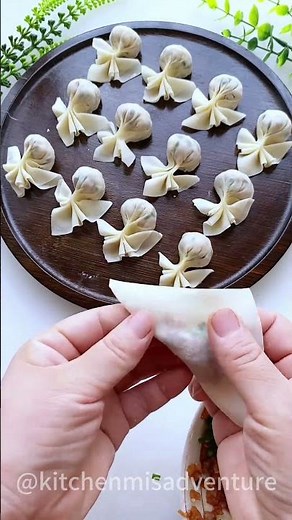 🍥 How to Wrap Wontons in 2 Mins! 🥟