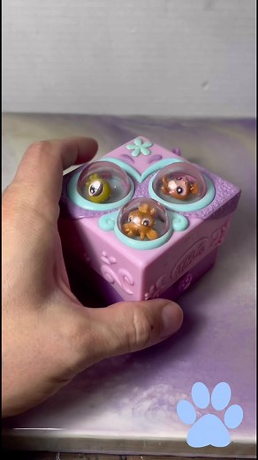 The Teeniest Littlest Pet shop Playsets were kinda like Polly Pockets but for LPS!! #nostalgia #littlestpetshop #miniatures #pretendplay #2000snostalgia #minitoy #childhoodmemories | CPJ Collectibles