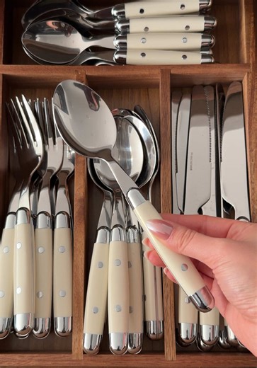 and only $48 for a set of 16 hehe | Silverware Set