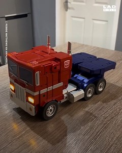 This Optimus Prime toy is not what it looks like... 😲 | LADbible Australia