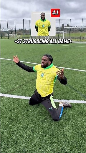 ST is the EASIEST position in football! 😳⚽️