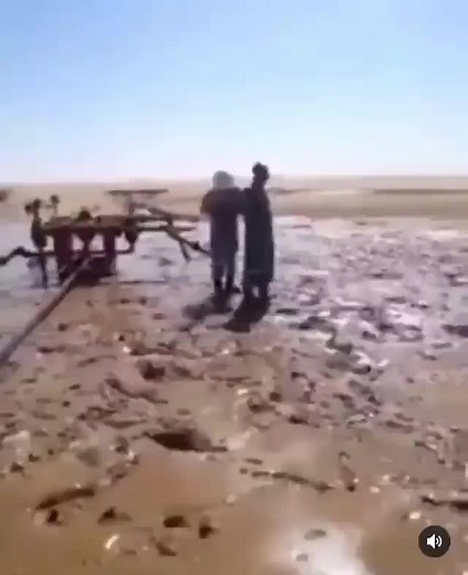 Is it gas blowing out? #nationaloilfield #OilfieldTeam #petroleumengineer