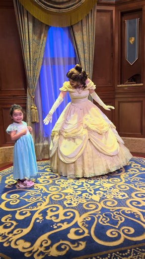 Meet & Greet Belle (Beauty) at Princess Fairytale Hall , Disney World, FL (December 2025)