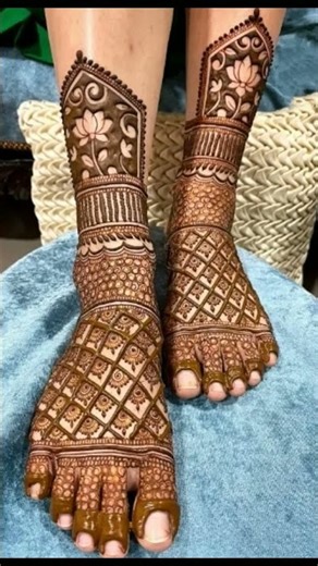 Latest Mehndi Designs For Feet"#hennatattoodesign #feetmehndidesign #song #hennastyle #mehndidesign