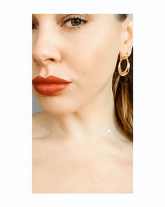 Valentines is coming...🌹 my 💋 @maybelline 385 ruby for me | Imogen Thomas