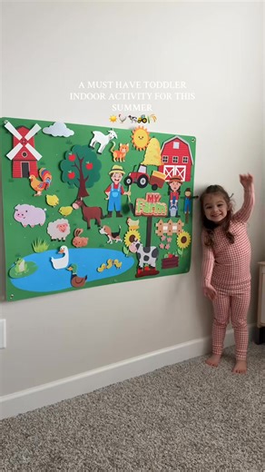 Encourage independent learning the Montessori way  This Felt Farm Board helps children explore storytelling, sequencing, and sensory play — all while building confidence and creativity. Screen-free, hands-on, and fueled by imagination. Perfect for quiet time, travel, or classroom centers ✨ | MiniLabbies | Facebook