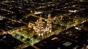 Morelia Cathedral Night Hyperlapse Drone 4k: стоковое видео (без лицензионных платежей), 1108704611 | Shutterstock