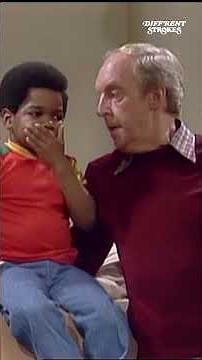 Mojar la cama le sale muy caro a Arnold | Diff’rent Strokes