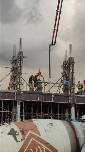 Amazing Concrete Pouring Process for High-Rise Building Columns