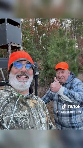 Celebrating a Thrilling 9-Point Buck Harvest Morning