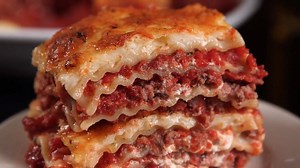 20K views · 316 reactions | Housemade lasagna, meatballs, ravioli, sausage, and linguine. Dive into the Italian Pupu Platter. | Phantom Gourmet | Facebook