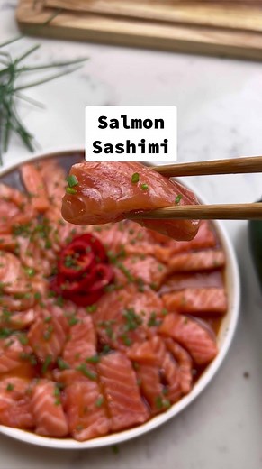 Delightful Salmon Sashimi with Ponzu Sauce Recipe