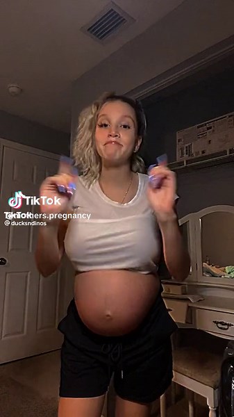 #pregnant #bigbelly #pregnantbelly #pregnantmama #belly #pregnanttiktok #bellytransformation #enceinte #big #babymovements #bellyfat #belly #pregnantproblems #pregnantlife #viral #fyp #fypシ