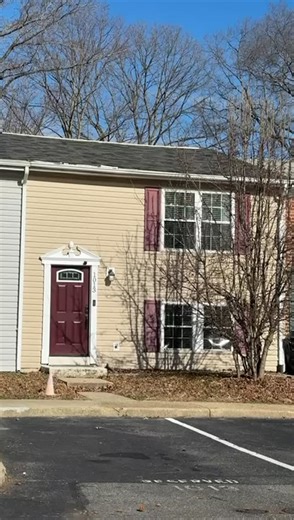 Eze Okwodu on Instagram: "You complain about rent… then ignore deals like this. 🏠 3 Bedrooms | 1.5 Bathrooms 💰 $2,699/month 📍 1013 Copperfield Ct, Waldorf, MD 20602 🛋️ Furnished or unfurnished — your choice At this point, it’s not the rent… it’s the hesitation. Your move. 📲 Call me ASAP: 301-559-2872 #TheEzeWay Check out other rentals: https://theezeway.info/rental-properties/ #Waldorf #WaldorfMD #RealtorInMaryland #RealtorInDC #RealtorInDMV #TheEzeWay #MD #Maryland #WashingtonDC #DC #maryl