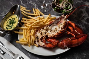 Skip Genting and head over to Suria KLCC soon for Burger & Lobster