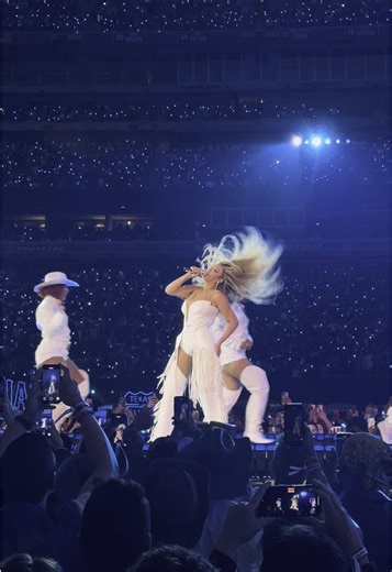 Possibly my favorite moment from last night @Beyoncé @Parkwood Entertainment #beyonce #beyhive #cowboycarter #cowboycartertour #concert #metlifestadium
