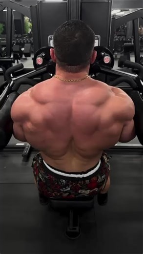 DEREK LUNSFORD JUST TRANSFORMED INTO A FREAK BEAST — UNREAL PHYSIQUE UPDATE!