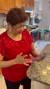 490K views · 12K reactions | Yo soy vaga, me encanta salir y ahora se me hace fácil con My Ride.   #TiaMaria Apple https://apps.apple.com/us/app/my-ride/id6446755035?l=es-MX Android https://play.google.com/store/apps/details?id=my.ride.app&pcampaignid=web_share | La Tía María | Facebook