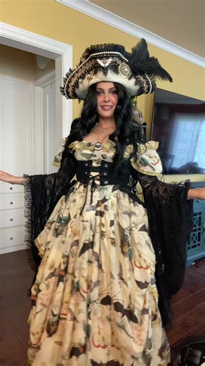 Embodying the Pirate Aesthetic: A Stunning Ensemble