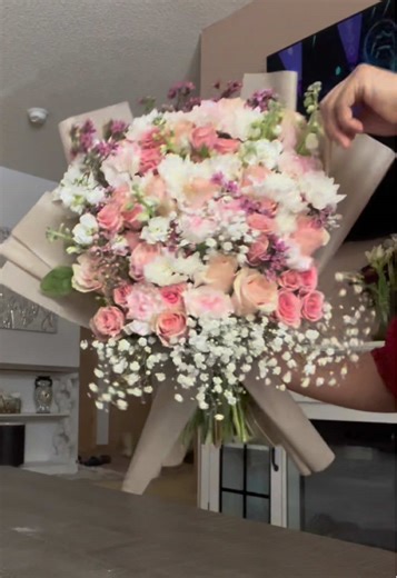 Beautiful Flower Bouquets Created for New Year