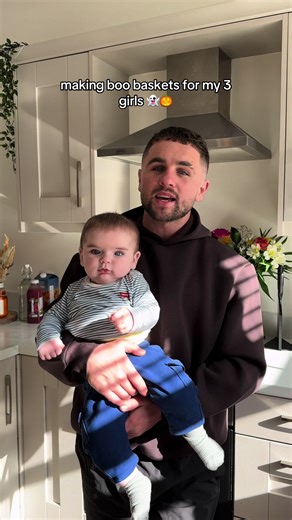 Making Boo Baskets for Halloween | Dad Vlogs