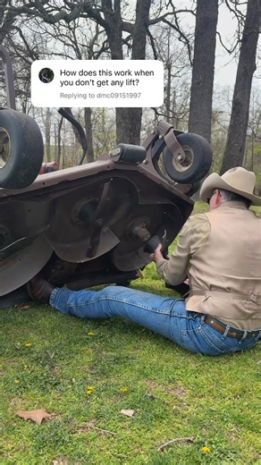 The REVO6 vs Metal Blades ⚙️ The REVO6 & REVOline provides enough airflow to give a quality cut, without the worry & danger. Learn more at safemowing.com | Blade Solution