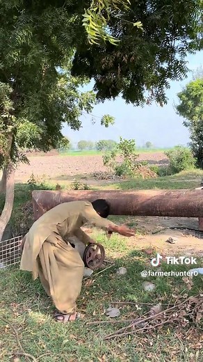 New water technology farmer #technology #handwater #agriculture