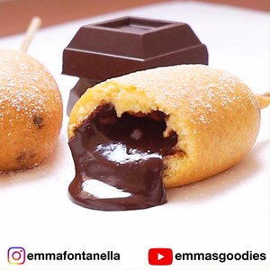 Deep Fried Chocolate 🔥 Full video recipe here: https://www.youtube.com/watch?v=nyVRNMh4_5Q . . . #chocolate #chocolates #chocolatecorndogs #chocolateporn #donuts #donut #corndogs #dessert #baking #dessertporn #foodporn #igfood #foodpics #doughnut #doughnuts #emmasgoodies #comfortfood | Emma's Goodies