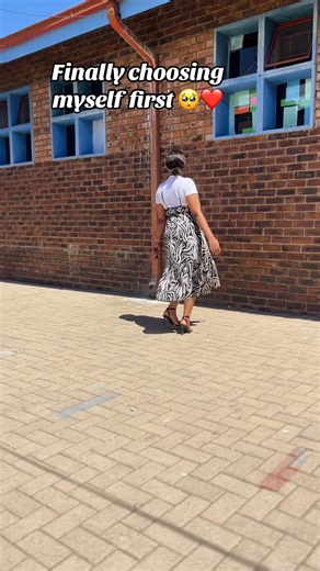 #selfloveisthebestlove | Dimakatso Magane