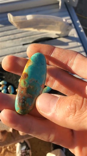 Crafting Navajo Jewery in the Old Nation #nativeamericanart #navajojewelry #handmade