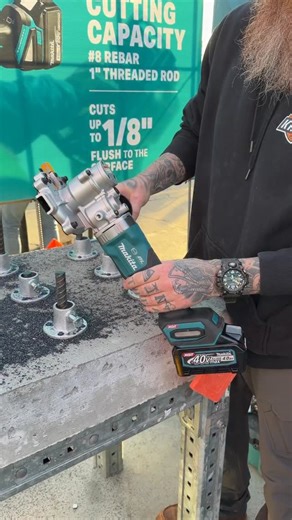 Makita has a bunch of tools that were only available in the 18v platform that they’ve been adding to the 40v platform now to like this steel rod flush cutter • This is capable of cutting up to #8 bar and will cut up to an 1/8” away from the surface @makitatools @makita.ca . . . #tools #construction #makitapartner | Kruger Construction