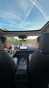 Collecting your rental car has never been easier. Get on the road with Avis in under 10 minutes. | Avis Europe