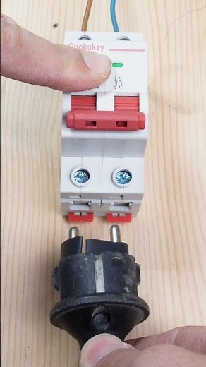 Geheimer Elektriker Tipp! So können Sie schnell ein Elektrowerzeug anschließen! #elektrik #tips
