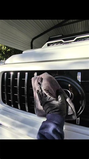 Brabus G-Wagon gets its first detail before joining the maintenance program #islandaesthetics