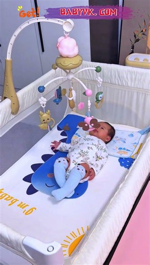 Baby Bedside Bassinet – Convenient Nighttime Feeding Without Getting Up #MomLife