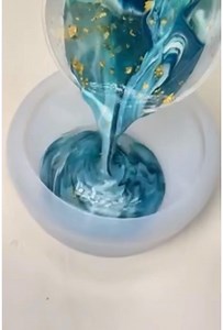 Have you ever seen those fine resin trays, coasters, or jewelry online and thought, “I wish I could make this too”? Good news... You actually can! In this online, step-by-step resin art training (not a free class), You’ll learn: ✅ How to work with resin, mix colors, and create beautiful designs ✅ How to make pieces people actually want to buy ✅ How to price, market, and sell your resin products online or offline Even if you’ve never touched resin before, I’ll show you everything. Resin art is tr