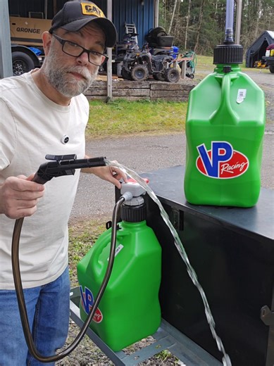 Vp Racing 5.5 Gallonn Fuel Cans With Fuel Pump 2-Pack #fuel #gascan #offroad #fuelcan #tiktokshopcreatorpicks @RA Hoerr Inc